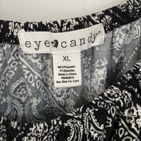 Eye candy off-shoulder dress - Picture 2 of 3